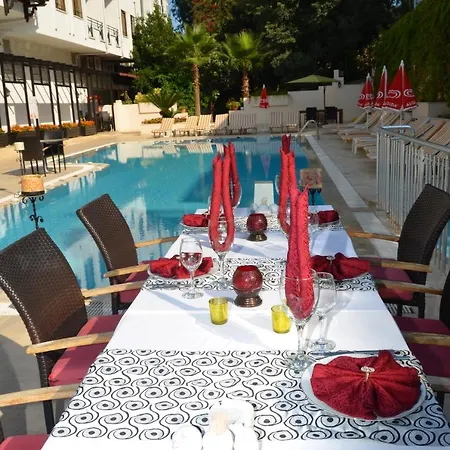 Hotel de apartamente Melissa Moment 4*