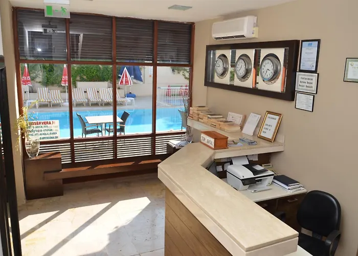 Ξενοδοχείο με διαμερίσματα Melissa Moment